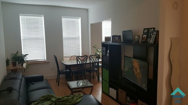 Foto del edificio - 6117 17th Ave