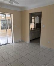 Building Photo - 2861 NE 1st Ave