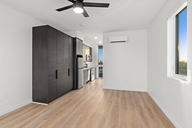 Foto del edificio - New modern style living- 1 bedroom 1 bath ...