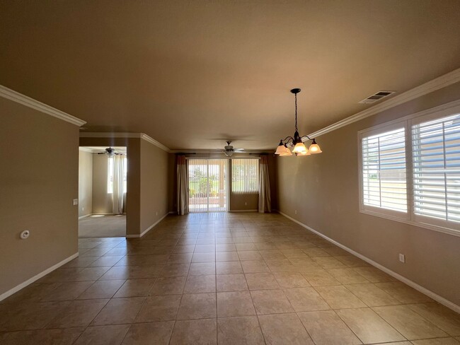 Building Photo - Del Webb Community of Solera at Sun City. ...