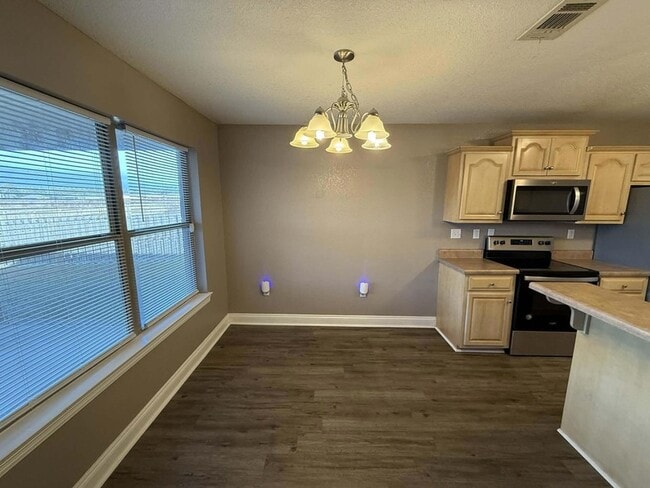 Building Photo - 8132 8th St