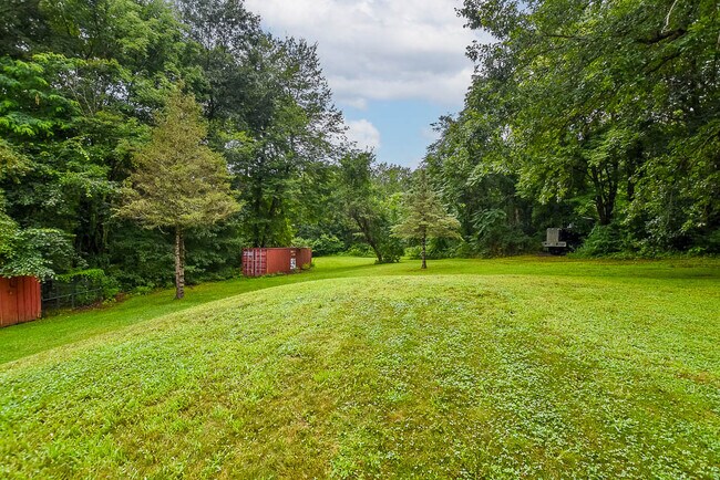 Building Photo - 90 Cider Mill Rd