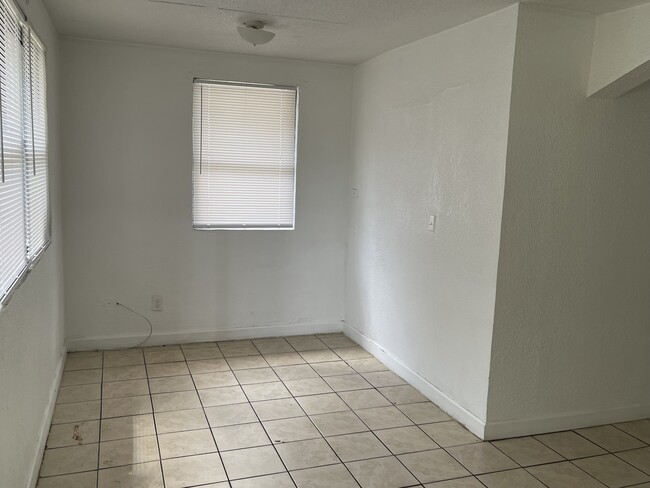 Foto del edificio - 3249 Mabry Terrace