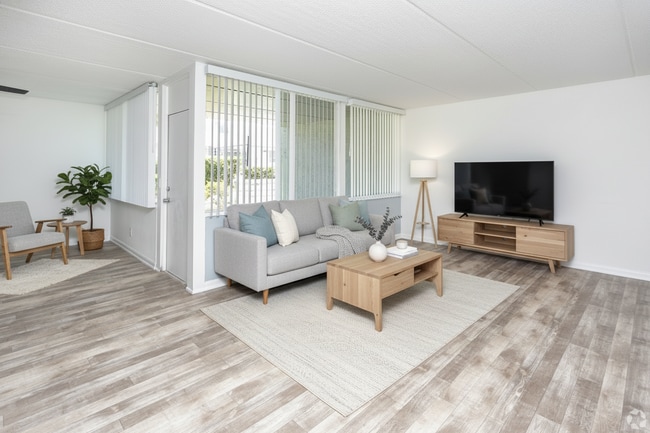 Staged Unit - Southside Commons Realty LLC