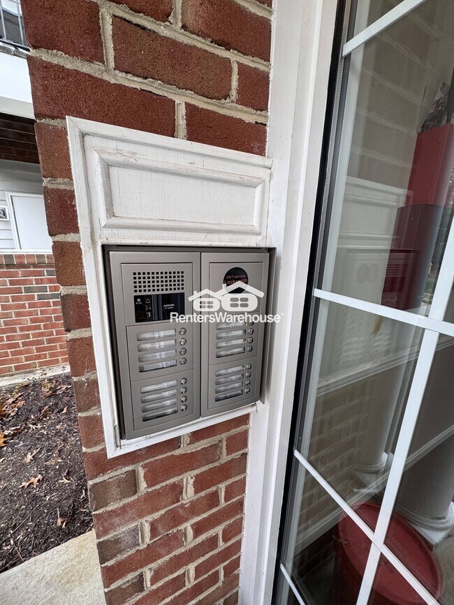 Foto del edificio - 2155 Scotts Crossing Ct