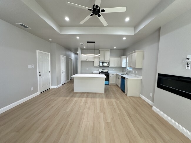 Building Photo - 2306 Polk St