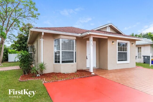 Foto del edificio - 5725 Boynton Cove Way