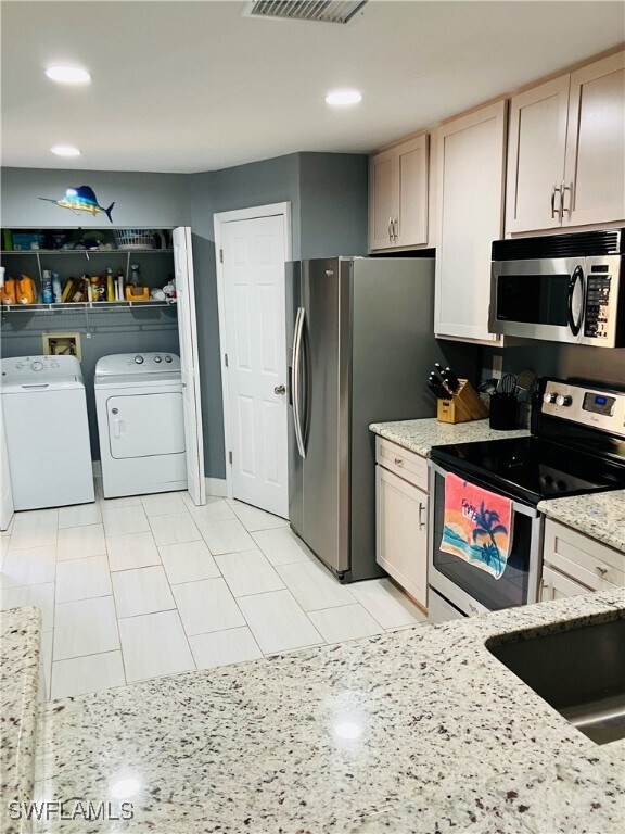 Building Photo - 3921 Leeward Passage Ct