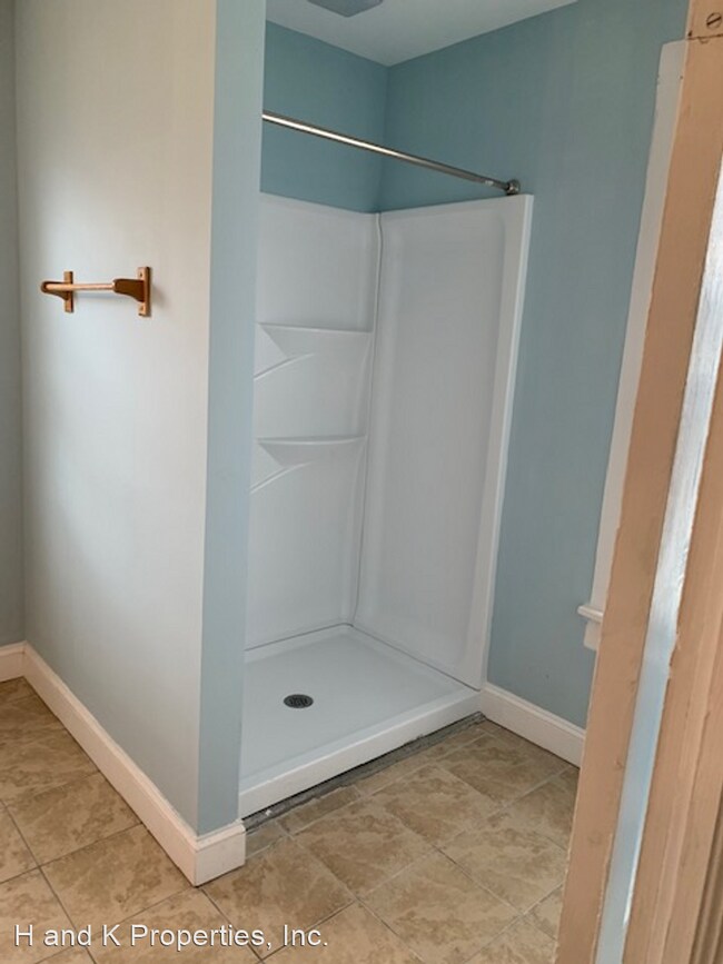 Foto del edificio - 3 br, 2 bath House - 104 Taylor St.