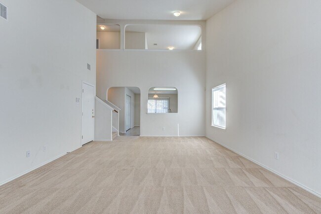 Building Photo - ***APPLICATION CURRENTLY UNDER REVIEW***6 ...