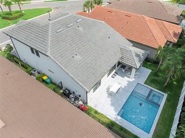 Building Photo - 7641 NW 84th Ln