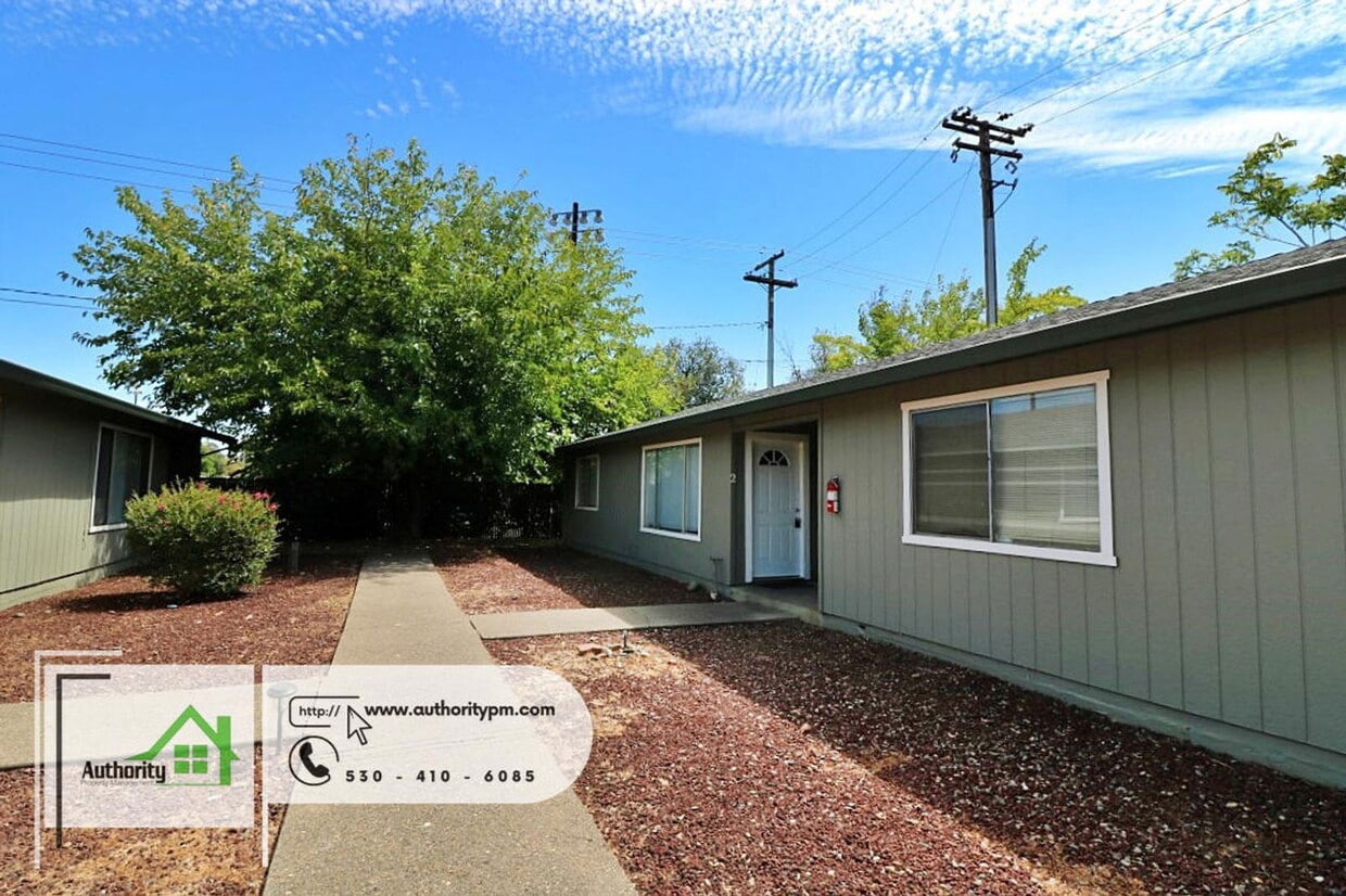 Primary Photo - 2857 June St