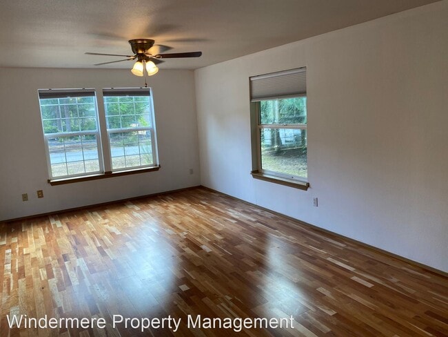 Building Photo - 3 br, 2 bath House - 219 Verona Court SW