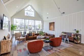 Building Photo - Urbana at Hioaks