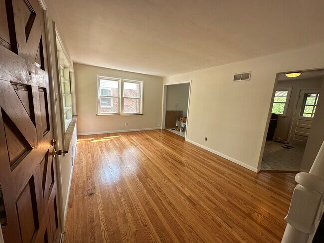 Foto del edificio - 1113 Twinbrook Dr