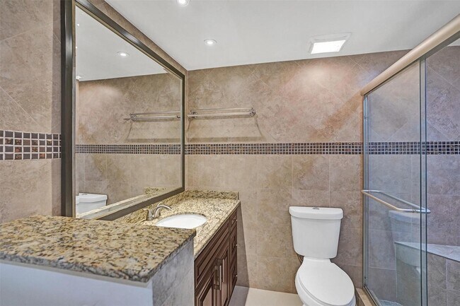 Foto del edificio - 3800 Galt Ocean Dr