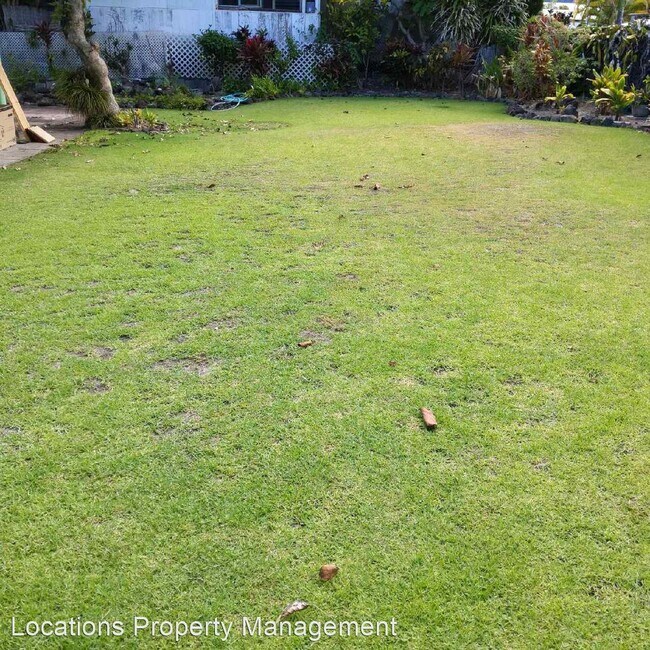 Building Photo - 3 br, 2 bath House - 41-027 Hihimanu St #A