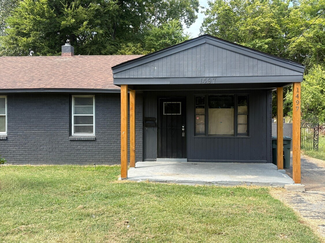 Foto principal - 1497 S McLean Blvd