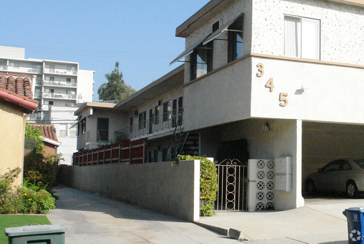 Building Photo - 345 E San Jose Ave