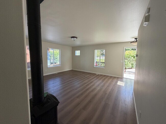Foto del edificio - 2255 NW Monterey Pines Dr