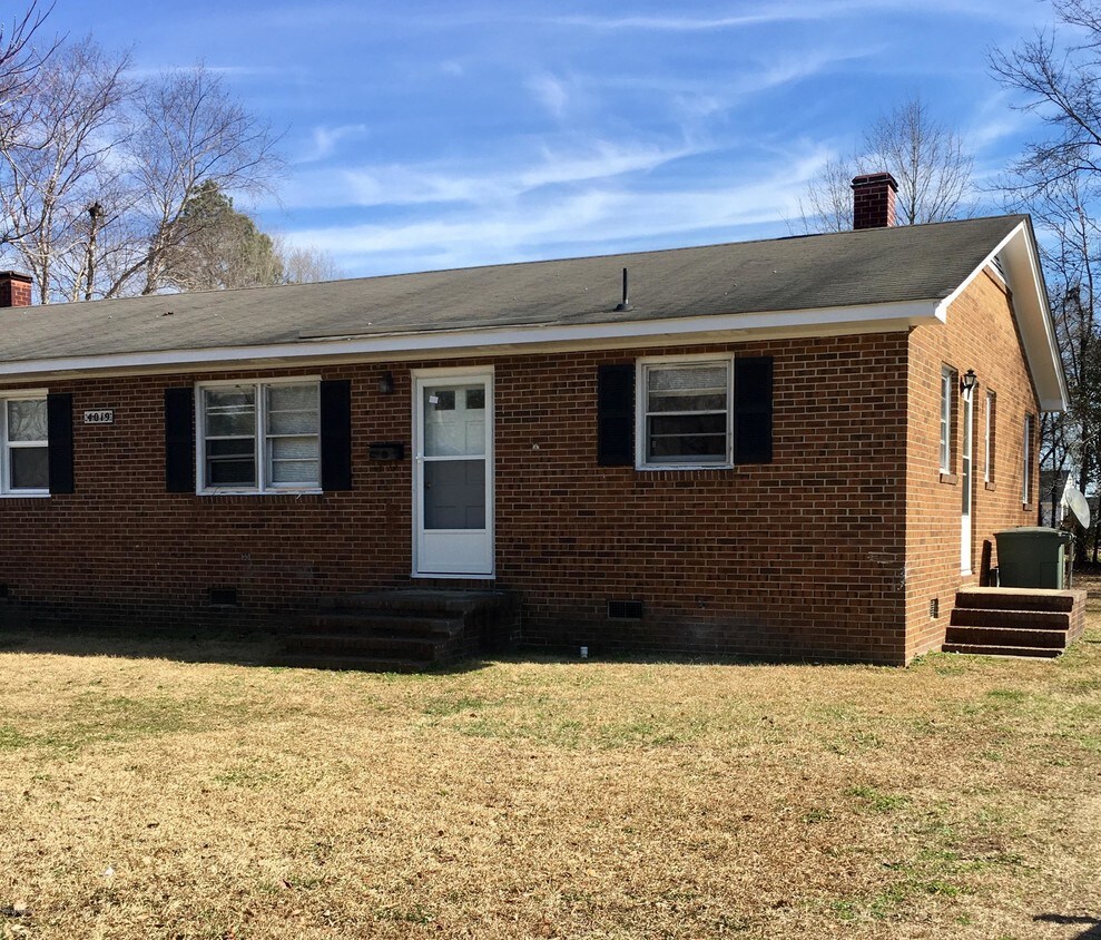 Foto principal - 4019 Laurinburg Rd
