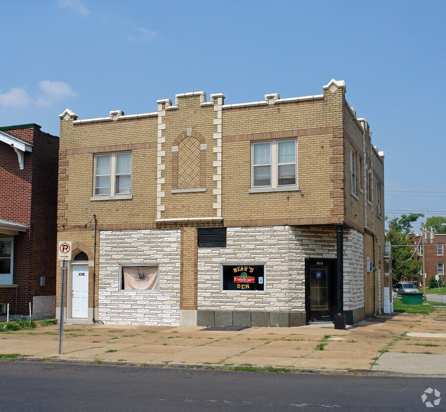 Foto principal - 3819 Meramec St