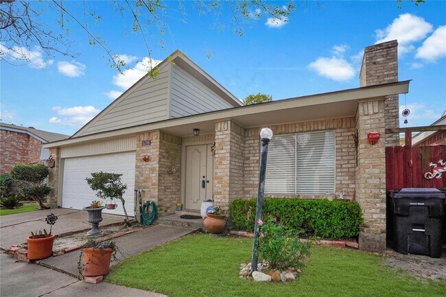 Building Photo - 6402 Grandvale Dr
