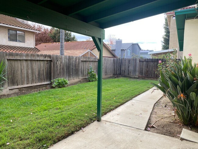 Foto del edificio - Coming Soon!