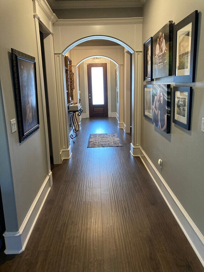 Foto del edificio - 315 Wildcreek Blvd