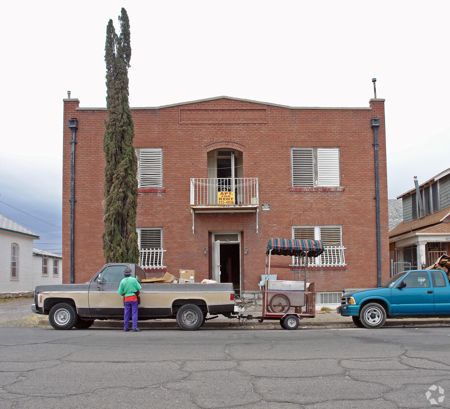 Foto del edificio - 708 N Ochoa St