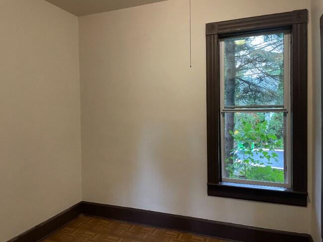 Building Photo - 5904 18th Ave