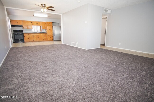 Foto del edificio - 3530 Hamilton Ave