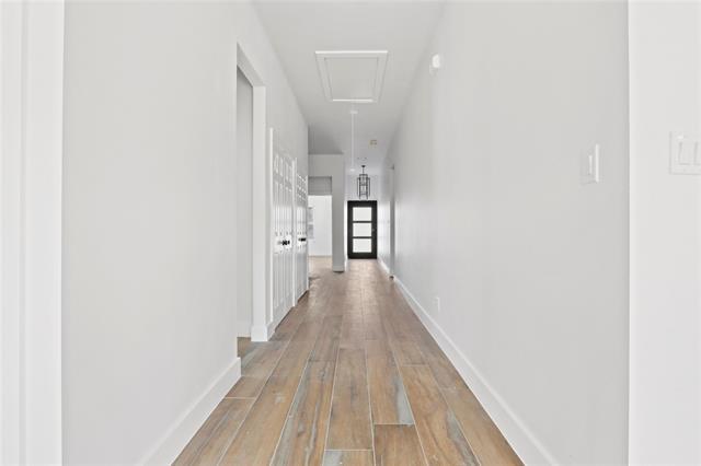 Building Photo - 1112 E Hattie St