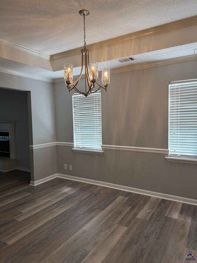 Foto del edificio - 107 Barrington Pl N