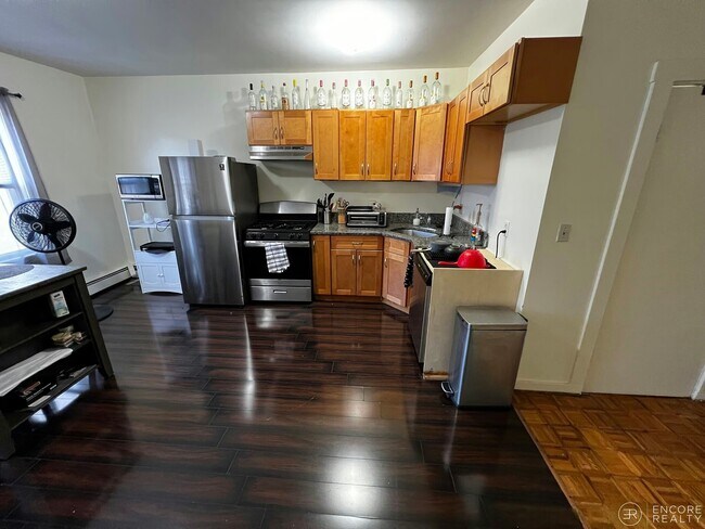 Foto del edificio - 1576 Tremont St