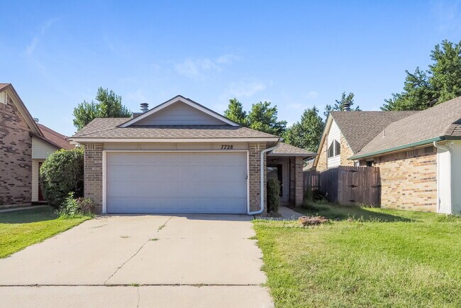 Building Photo - 7728 Doris Dr