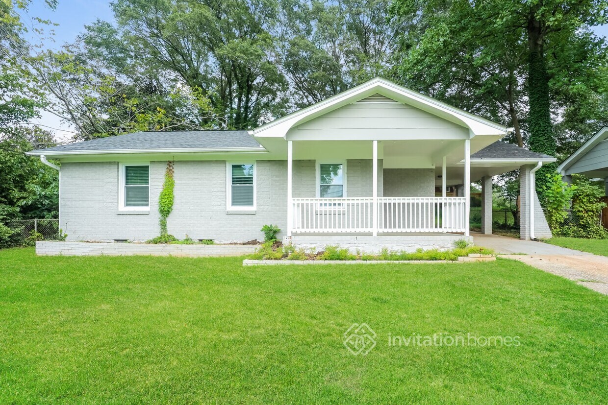 Primary Photo - 2032 Rebecca Ln