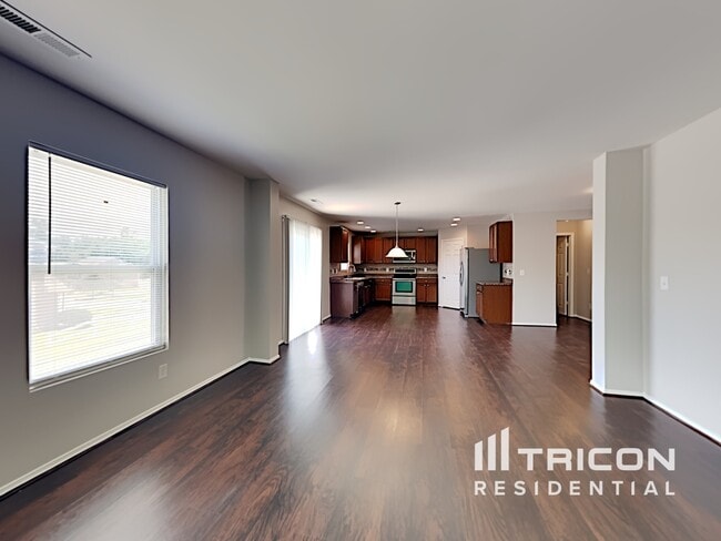 Foto del edificio - 2389 Riding Trail Rd