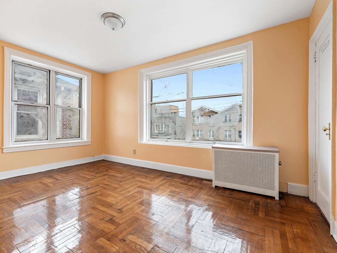 172 E 54th St Unit 2, Brooklyn, NY 11203 Room for Rent in Brooklyn, NY