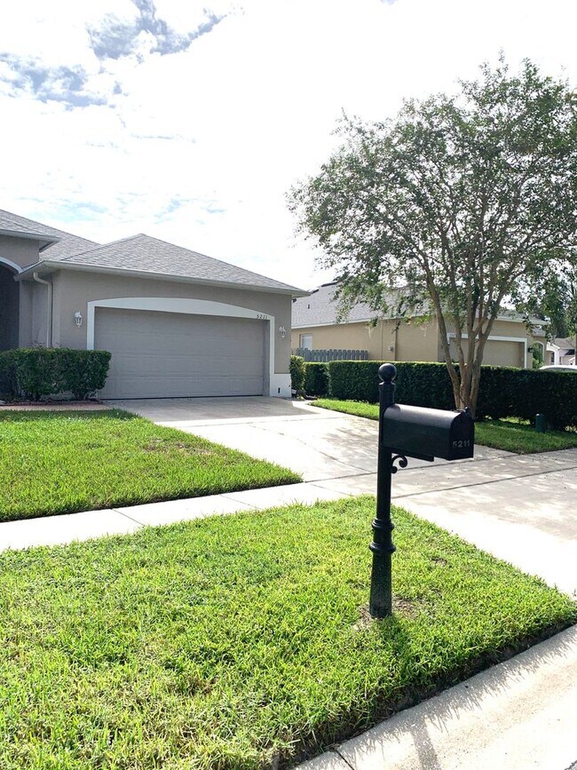 Building Photo - Beautiful 4 bed 3 bath plus Office and Pri...