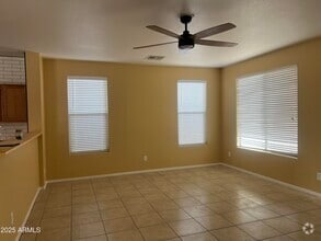Building Photo - 3915 E Morelos St