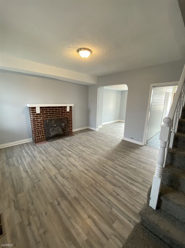 Building Photo - 3303 Elmley Ave