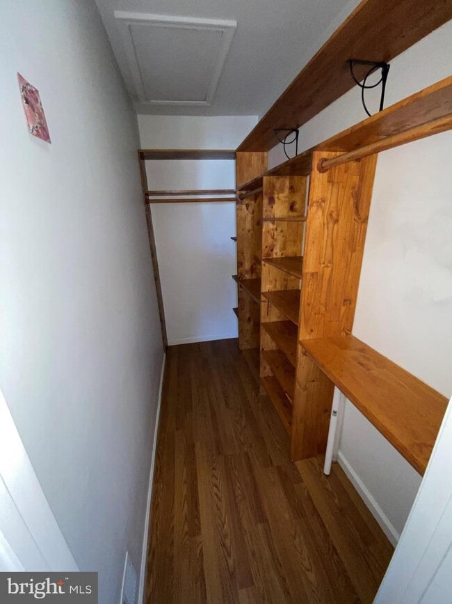 Building Photo - 8214 Winstead Pl