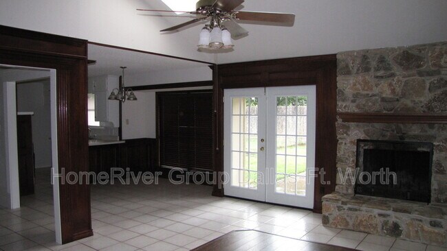 Building Photo - 2101 River Bend Rd