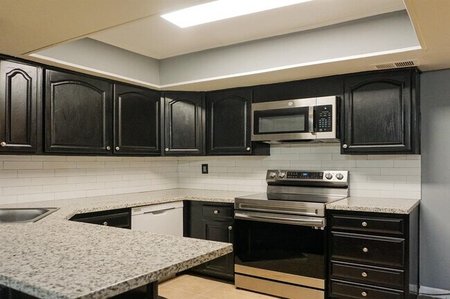 Foto del edificio - 10526 Hammerly Blvd