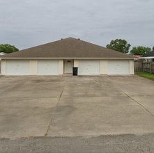 Building Photo - 212 Boston Ave