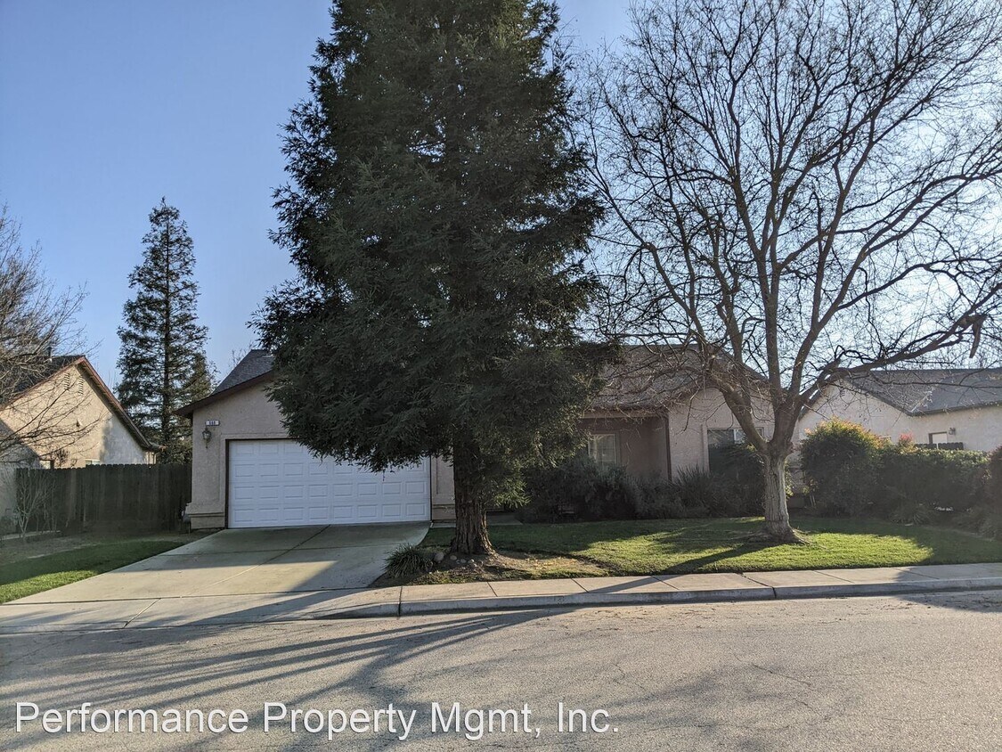 3 br, 2 bath House 668 W. Orange St. House Rental in Kingsburg, CA