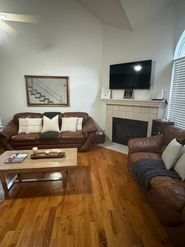 Foto del edificio - 1334 Pawnee Pointe Ct