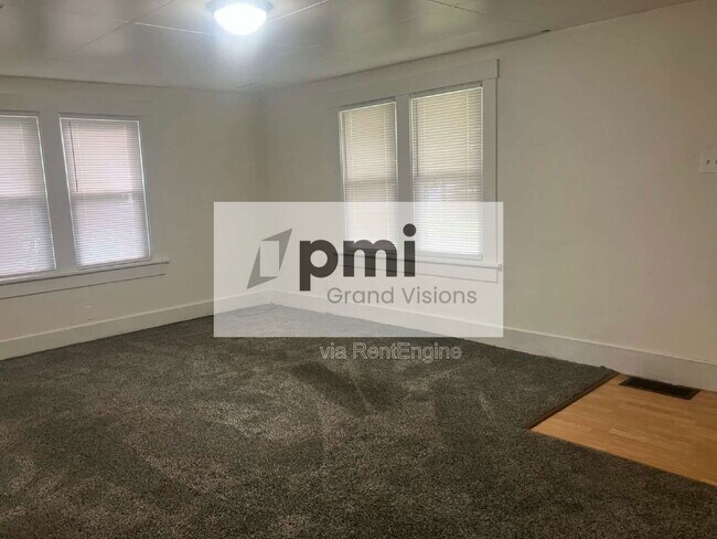 Foto del edificio - 1130 N Dunham St