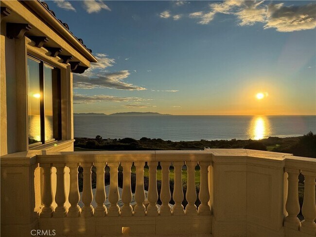 Foto del edificio - 31909 Emerald View Dr